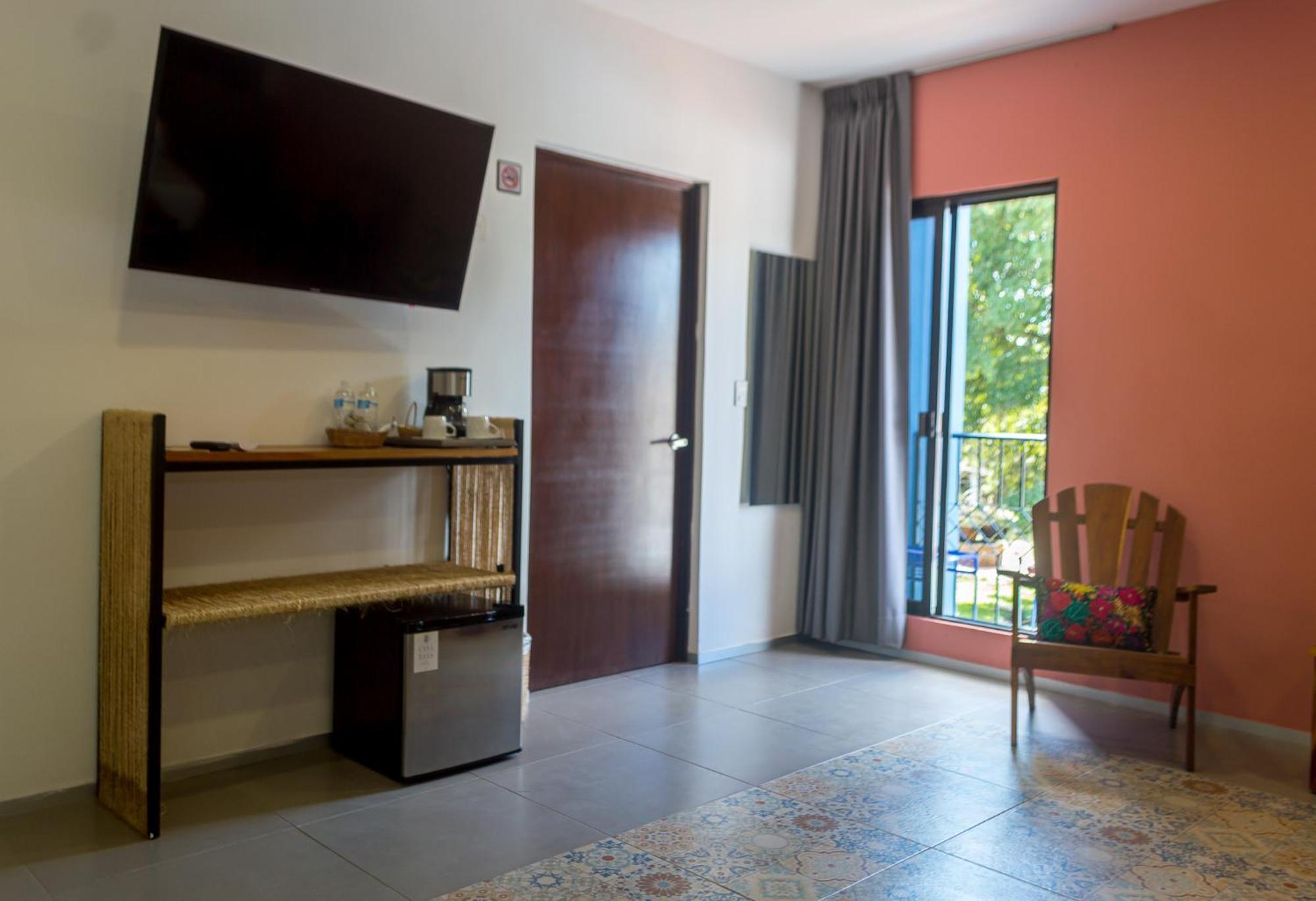 Hotel Boutique Casa Xaan Valladolid  Esterno foto
