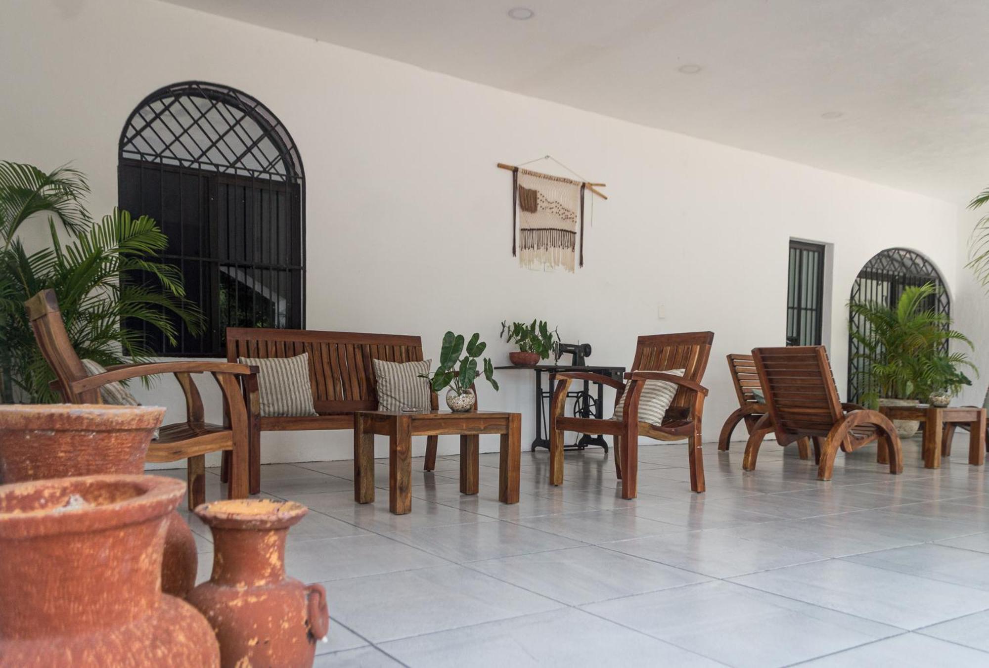 Hotel Boutique Casa Xaan Valladolid  Esterno foto